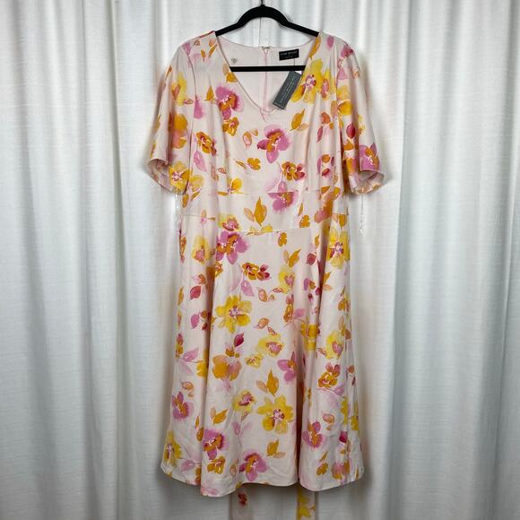 Lane Bryant Pink Floral Lena V Neck Midi Dress Sz.20W NWT - Picture 4 of 16